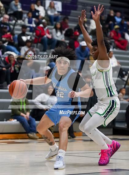 Thumbnail 2 in South Bend Saint Joseph vs. Cathedral (Sneakers for Santa Shootout) photogallery.