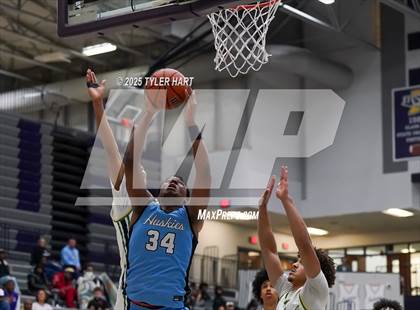 Thumbnail 1 in South Bend Saint Joseph vs. Cathedral (Sneakers for Santa Shootout) photogallery.