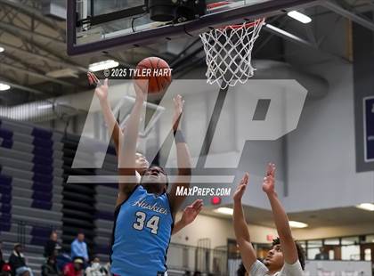 Thumbnail 2 in South Bend Saint Joseph vs. Cathedral (Sneakers for Santa Shootout) photogallery.