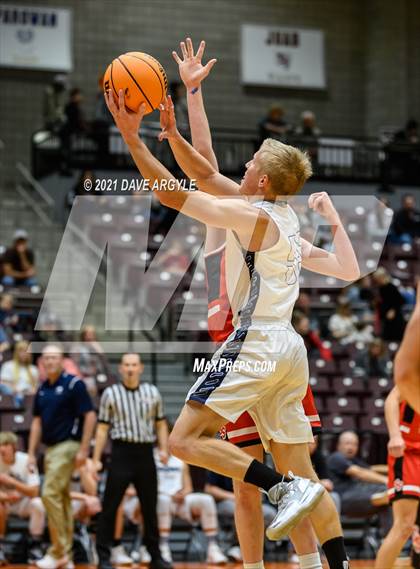 Thumbnail 3 in South Sevier vs. Duchesne photogallery.