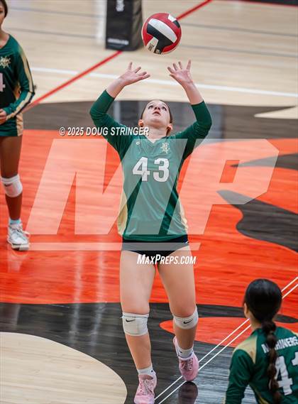 Thumbnail 1 in JV: Moreau Catholic @ James Logan photogallery.