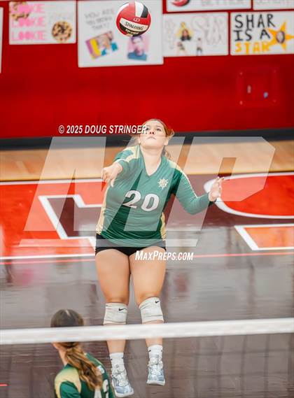 Thumbnail 3 in JV: Moreau Catholic @ James Logan photogallery.