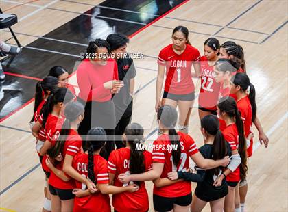 Thumbnail 3 in JV: Moreau Catholic @ James Logan photogallery.