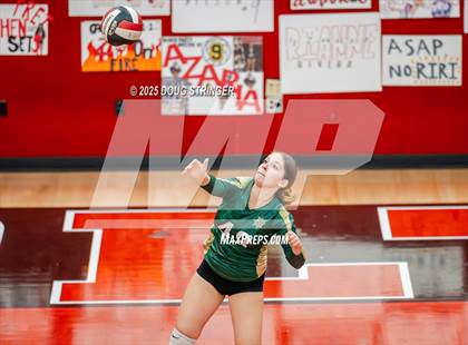 Thumbnail 3 in JV: Moreau Catholic @ James Logan photogallery.