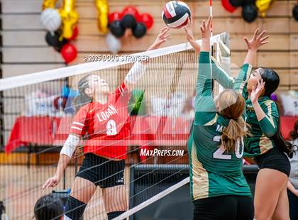 Thumbnail 3 in JV: Moreau Catholic @ James Logan photogallery.