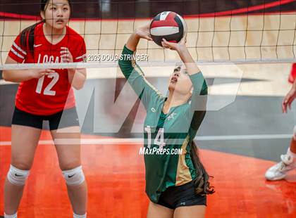 Thumbnail 2 in JV: Moreau Catholic @ James Logan photogallery.