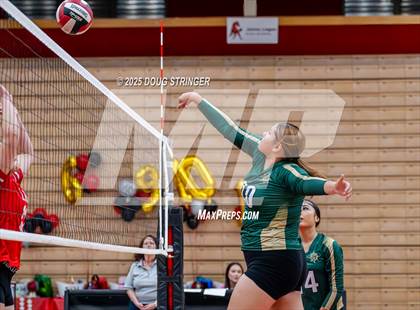 Thumbnail 2 in JV: Moreau Catholic @ James Logan photogallery.