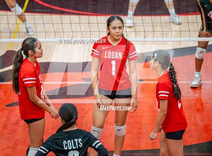 Thumbnail 3 in JV: Moreau Catholic @ James Logan photogallery.