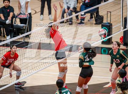 Thumbnail 1 in JV: Moreau Catholic @ James Logan photogallery.