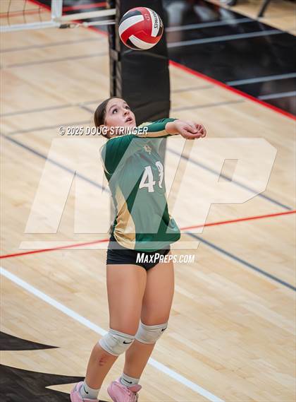 Thumbnail 1 in JV: Moreau Catholic @ James Logan photogallery.