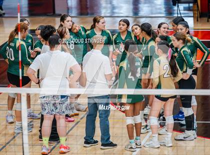 Thumbnail 2 in JV: Moreau Catholic @ James Logan photogallery.