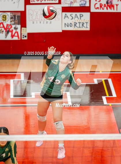 Thumbnail 1 in JV: Moreau Catholic @ James Logan photogallery.