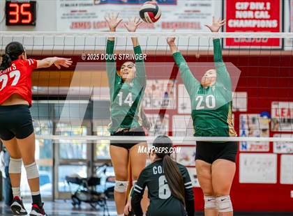 Thumbnail 2 in JV: Moreau Catholic @ James Logan photogallery.