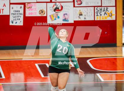 Thumbnail 1 in JV: Moreau Catholic @ James Logan photogallery.