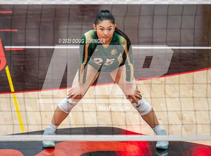 Thumbnail 3 in JV: Moreau Catholic @ James Logan photogallery.