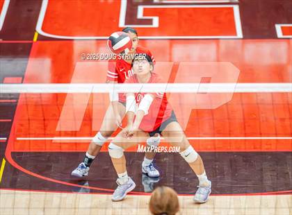 Thumbnail 3 in JV: Moreau Catholic @ James Logan photogallery.