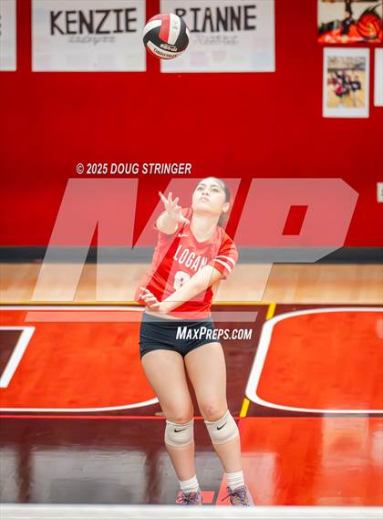 Thumbnail 3 in JV: Moreau Catholic @ James Logan photogallery.