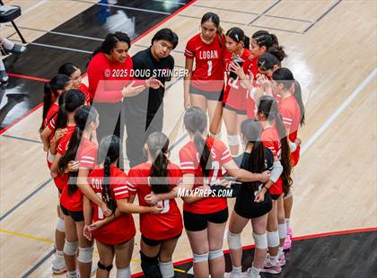 Thumbnail 1 in JV: Moreau Catholic @ James Logan photogallery.