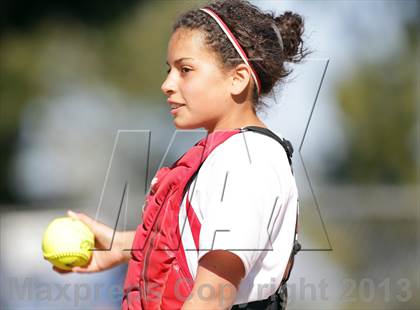 Thumbnail 2 in Quartz Hill @ Antelope Valley Varsity (Hi Desert Classic) photogallery.
