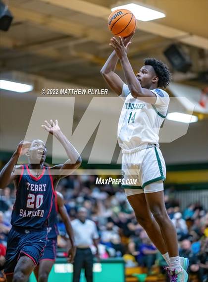 Thumbnail 2 in Terry Sanford @ Pine Forest photogallery.