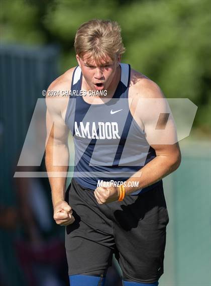 Thumbnail 2 in CIF State Championships (Discus Qualifying) photogallery.