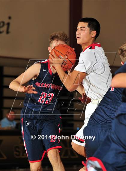 Thumbnail 3 in Brentwood School vs. Oak Hills (MaxPreps Holiday Classic) photogallery.