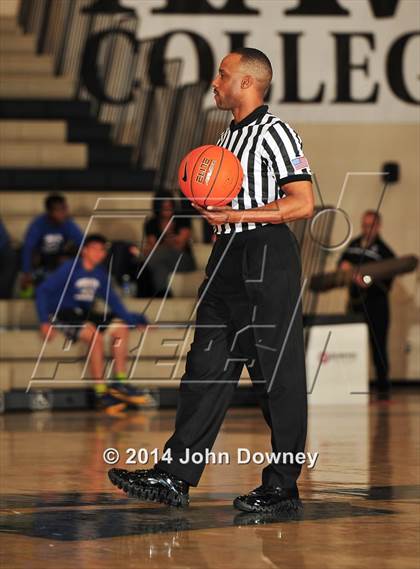 Thumbnail 2 in Brentwood School vs. Oak Hills (MaxPreps Holiday Classic) photogallery.