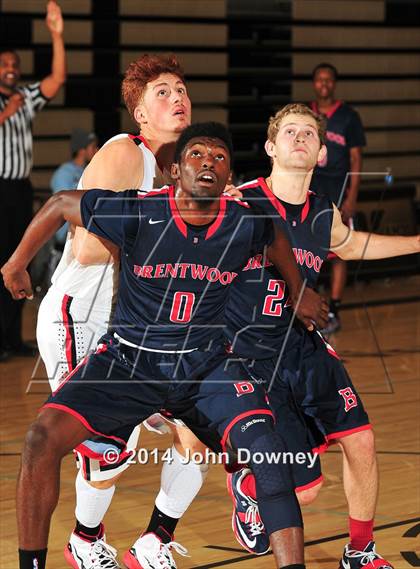 Thumbnail 1 in Brentwood School vs. Oak Hills (MaxPreps Holiday Classic) photogallery.