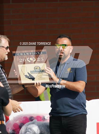 Thumbnail 2 in Anaheim vs Nordhoff (CIF-SS Div 6 Final) photogallery.