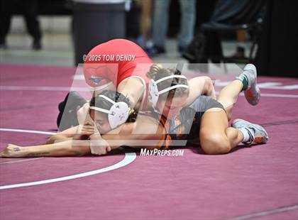 Thumbnail 2 in UIL Wrestling 5A-6A Finals (Round 2) photogallery.
