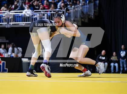 Thumbnail 1 in UIL Wrestling 5A-6A Finals (Round 2) photogallery.