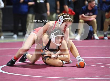 Thumbnail 1 in UIL Wrestling 5A-6A Finals (Round 2) photogallery.