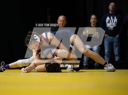 Thumbnail 1 in UIL Wrestling 5A-6A Finals (Round 2) photogallery.
