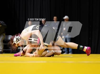 Thumbnail 2 in UIL Wrestling 5A-6A Finals (Round 2) photogallery.