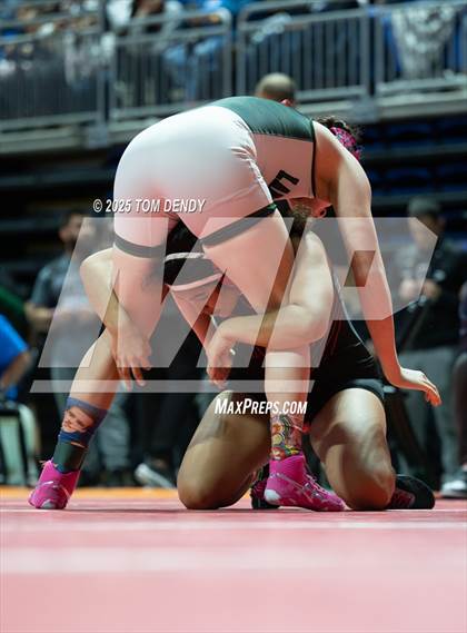 Thumbnail 3 in UIL Wrestling 5A-6A Finals (Round 2) photogallery.