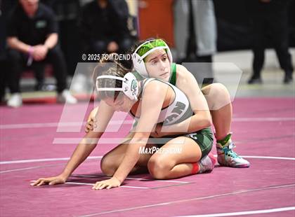 Thumbnail 1 in UIL Wrestling 5A-6A Finals (Round 2) photogallery.