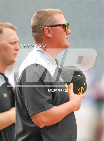 Thumbnail 1 in Western vs Sunny Hills photogallery.