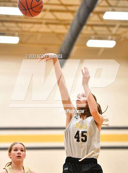 Thumbnail 3 in Wilson Central @ Mount Juliet photogallery.