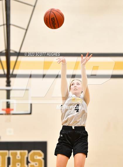 Thumbnail 2 in Wilson Central @ Mount Juliet photogallery.