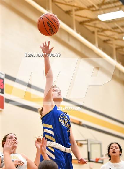 Thumbnail 3 in Wilson Central @ Mount Juliet photogallery.