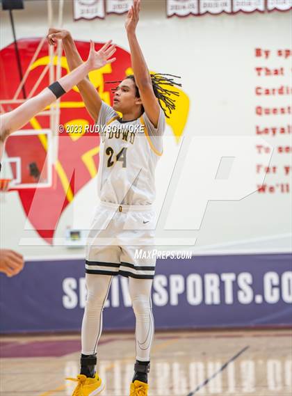 Thumbnail 2 in Santa Margarita vs. Bishop O'Dowd (Torrey Pines Holiday Classic) photogallery.