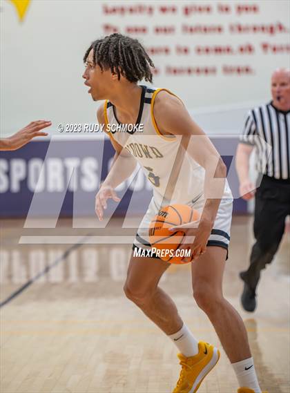 Thumbnail 3 in Santa Margarita vs. Bishop O'Dowd (Torrey Pines Holiday Classic) photogallery.