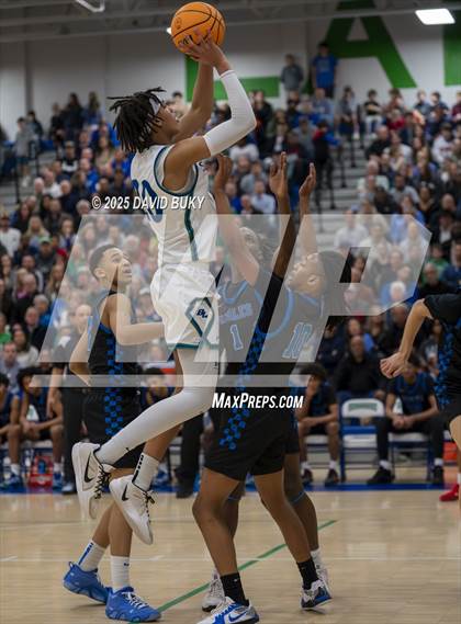 Thumbnail 3 in South Lakes vs. Landstown (VHSL State Semi-Final Class 6) photogallery.