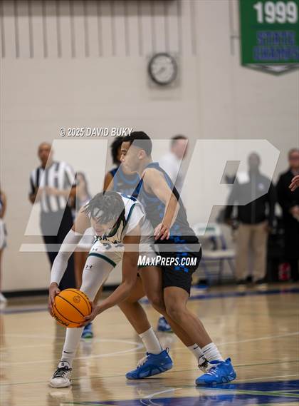 Thumbnail 1 in South Lakes vs. Landstown (VHSL State Semi-Final Class 6) photogallery.