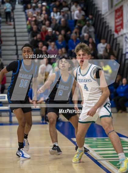 Thumbnail 2 in South Lakes vs. Landstown (VHSL State Semi-Final Class 6) photogallery.