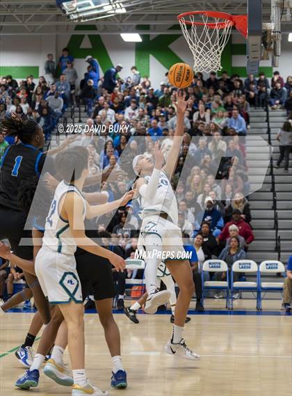 Thumbnail 3 in South Lakes vs. Landstown (VHSL State Semi-Final Class 6) photogallery.
