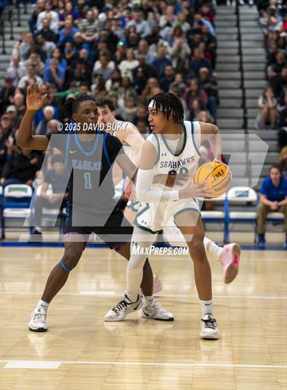 Thumbnail 1 in South Lakes vs. Landstown (VHSL State Semi-Final Class 6) photogallery.