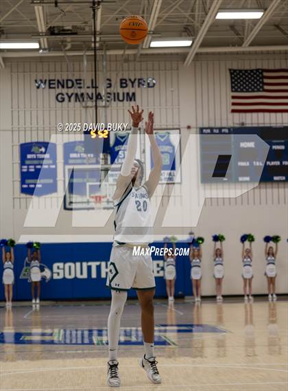 Thumbnail 2 in South Lakes vs. Landstown (VHSL State Semi-Final Class 6) photogallery.