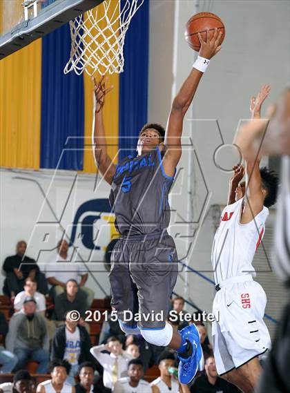 Thumbnail 1 in Capital Christian vs. Salesian College Preparatory (Gridley Invitational) photogallery.