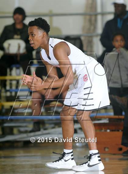 Thumbnail 3 in Capital Christian vs. Salesian College Preparatory (Gridley Invitational) photogallery.